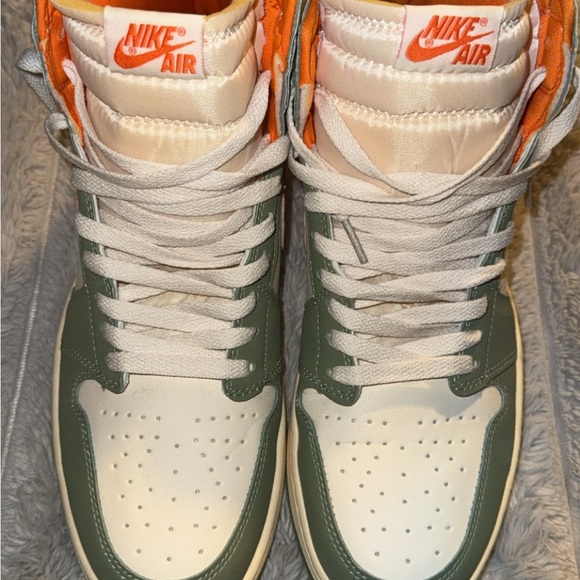 Nike Air Jordan 1 Retro High OG Craft Celadon - Picture 1 of 6